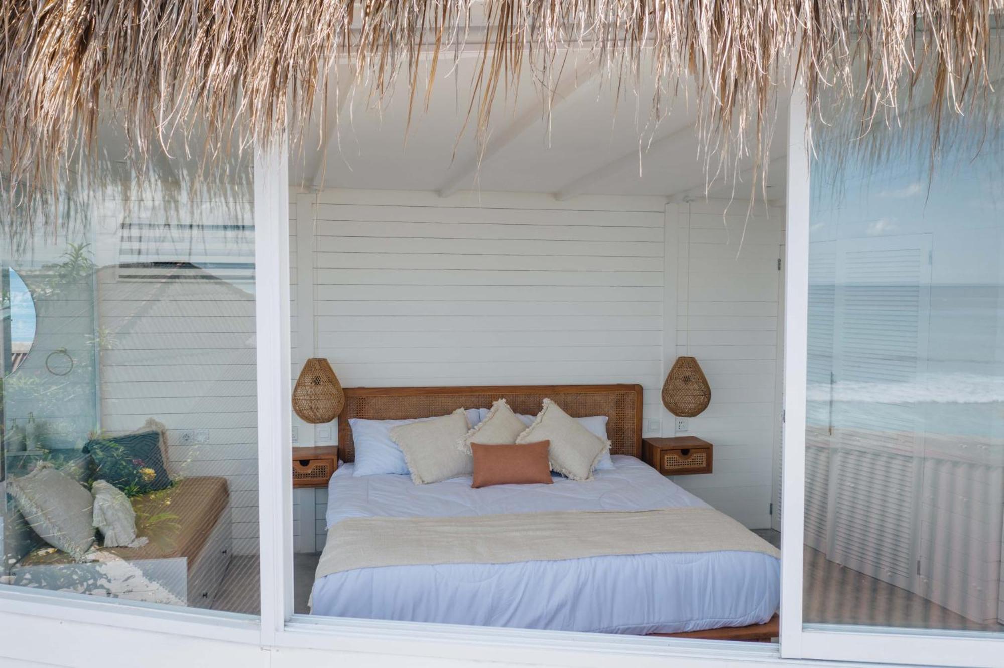 Mahi Mahi Beach Shack And Suites 울루와뚜 외부 사진